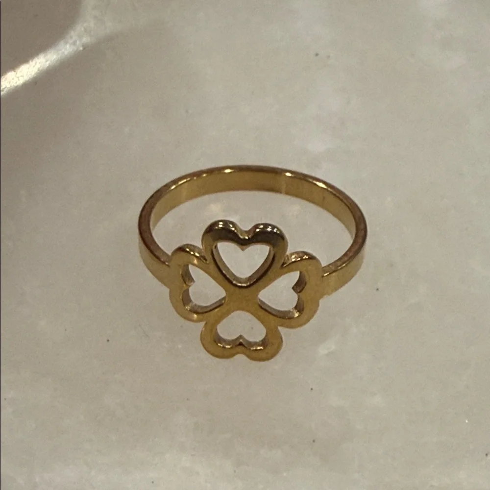 Artisan delicate ring
